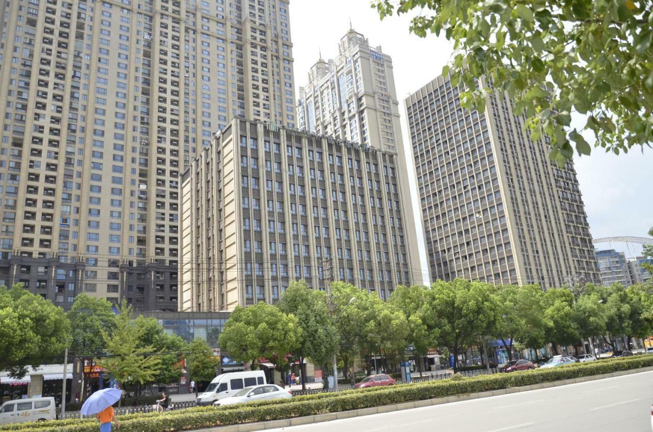 Metropolo, Wuhan, Wuchang Jiangtan Jiyuqiao Subway Station Exteriör bild